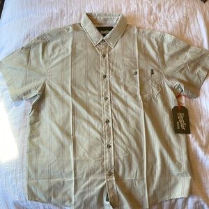 New with tags light weight howler shirt